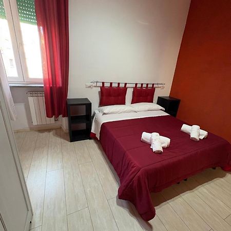 Bed and Breakfast Md House Чивитавеккья Экстерьер фото